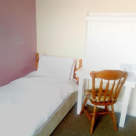 Avondale Accommodation Letterkenny Szoba fotó