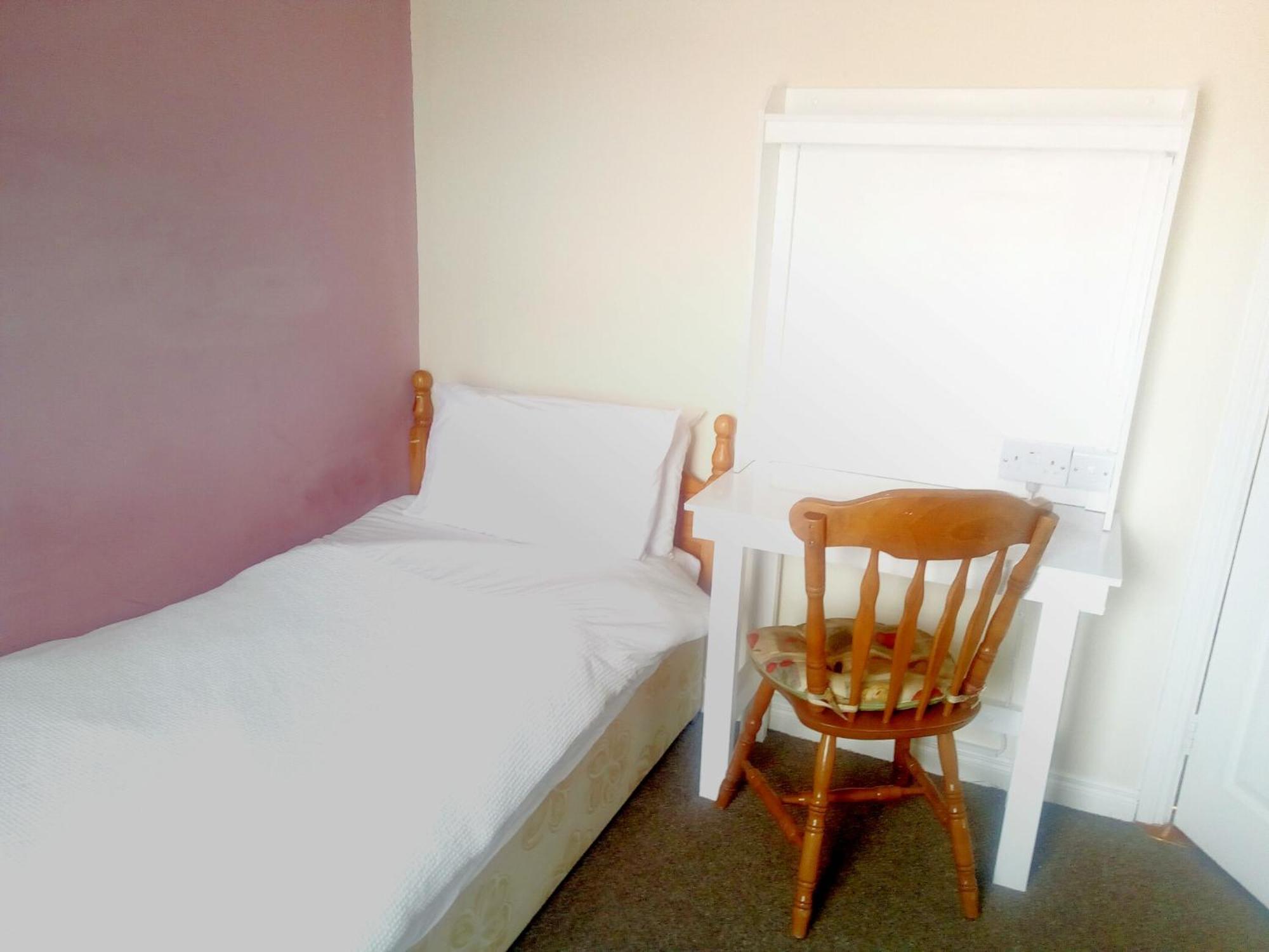 Avondale Accommodation Letterkenny Szoba fotó